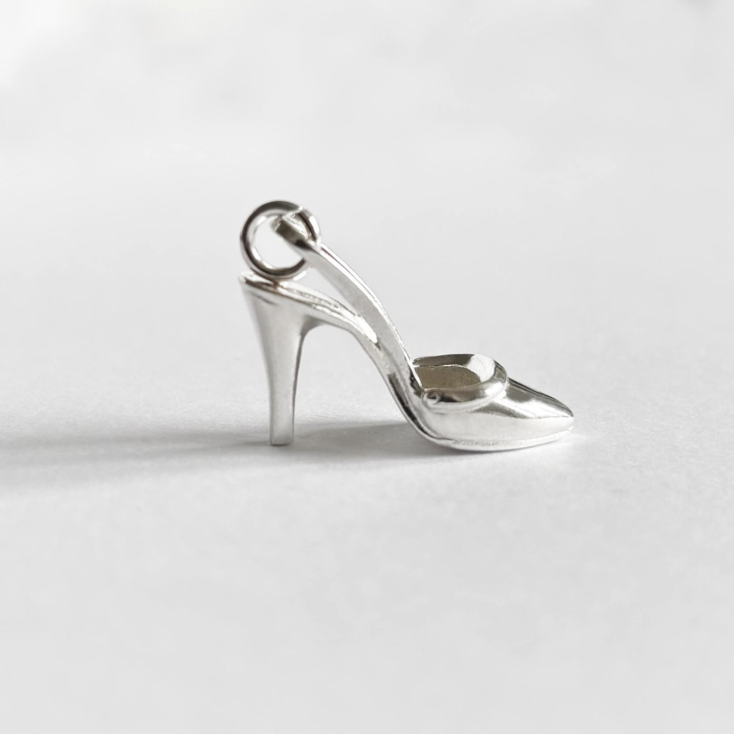 Stiletto shoe pendant in sterling silver