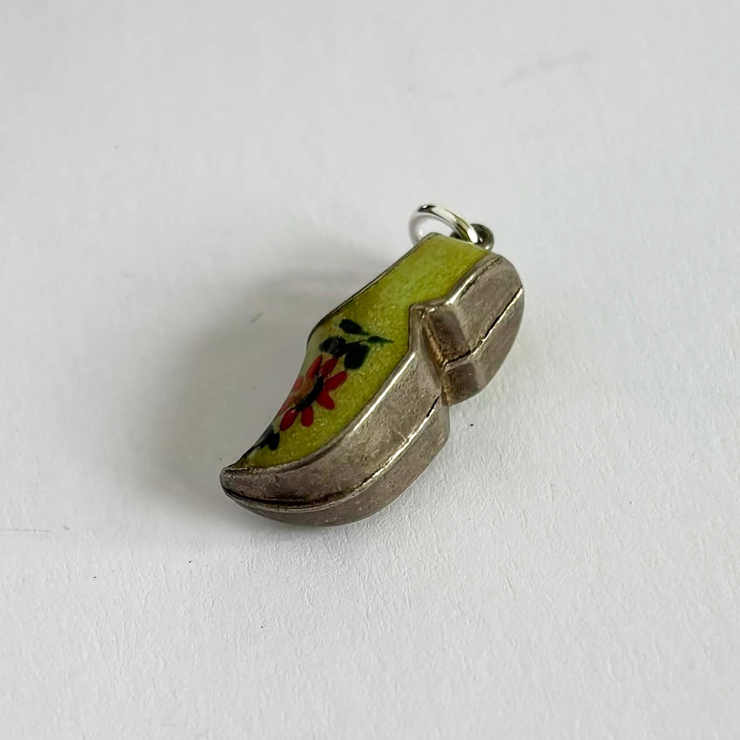 Clog charm Holland souvenir silver with yellow enamel