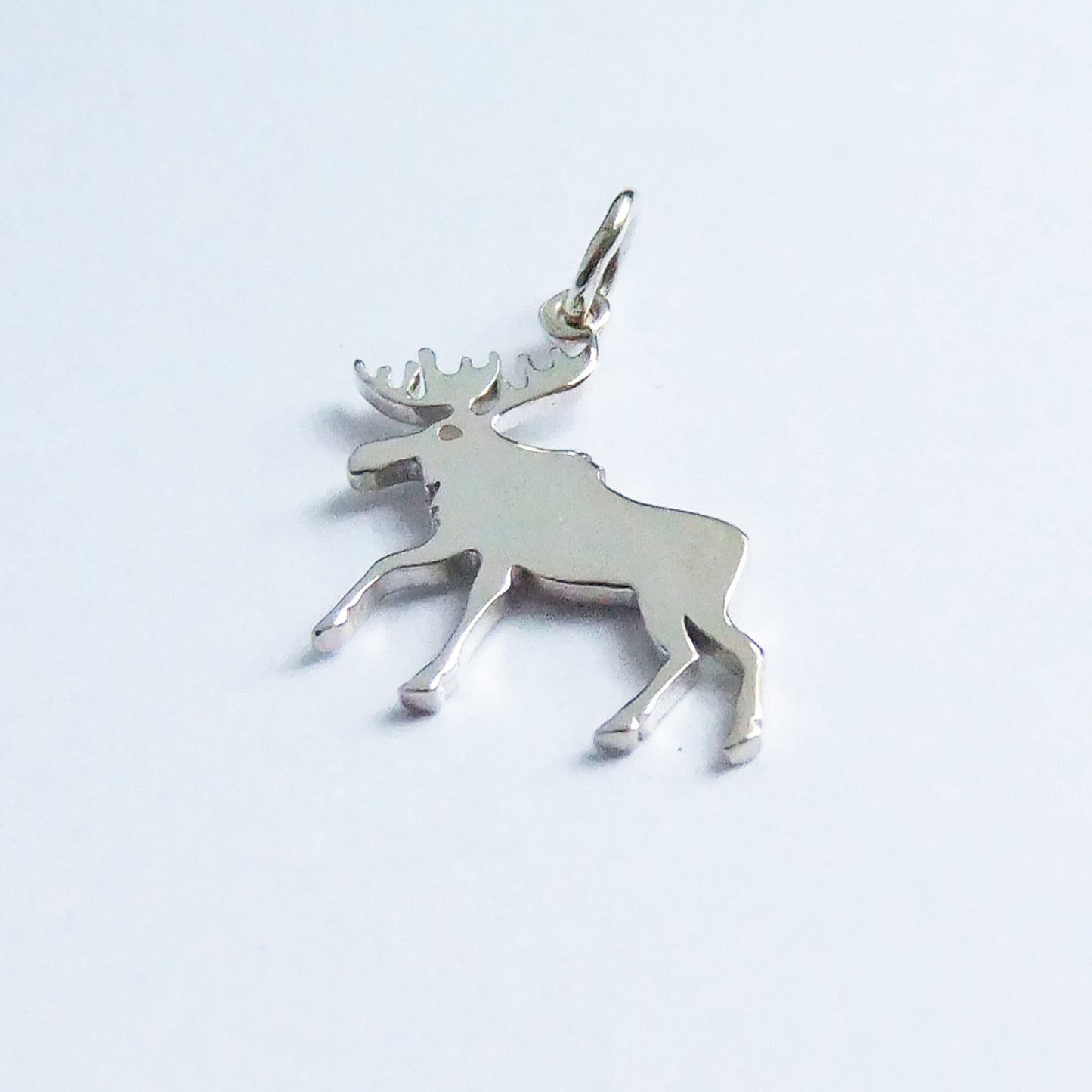 moose silhouette charm