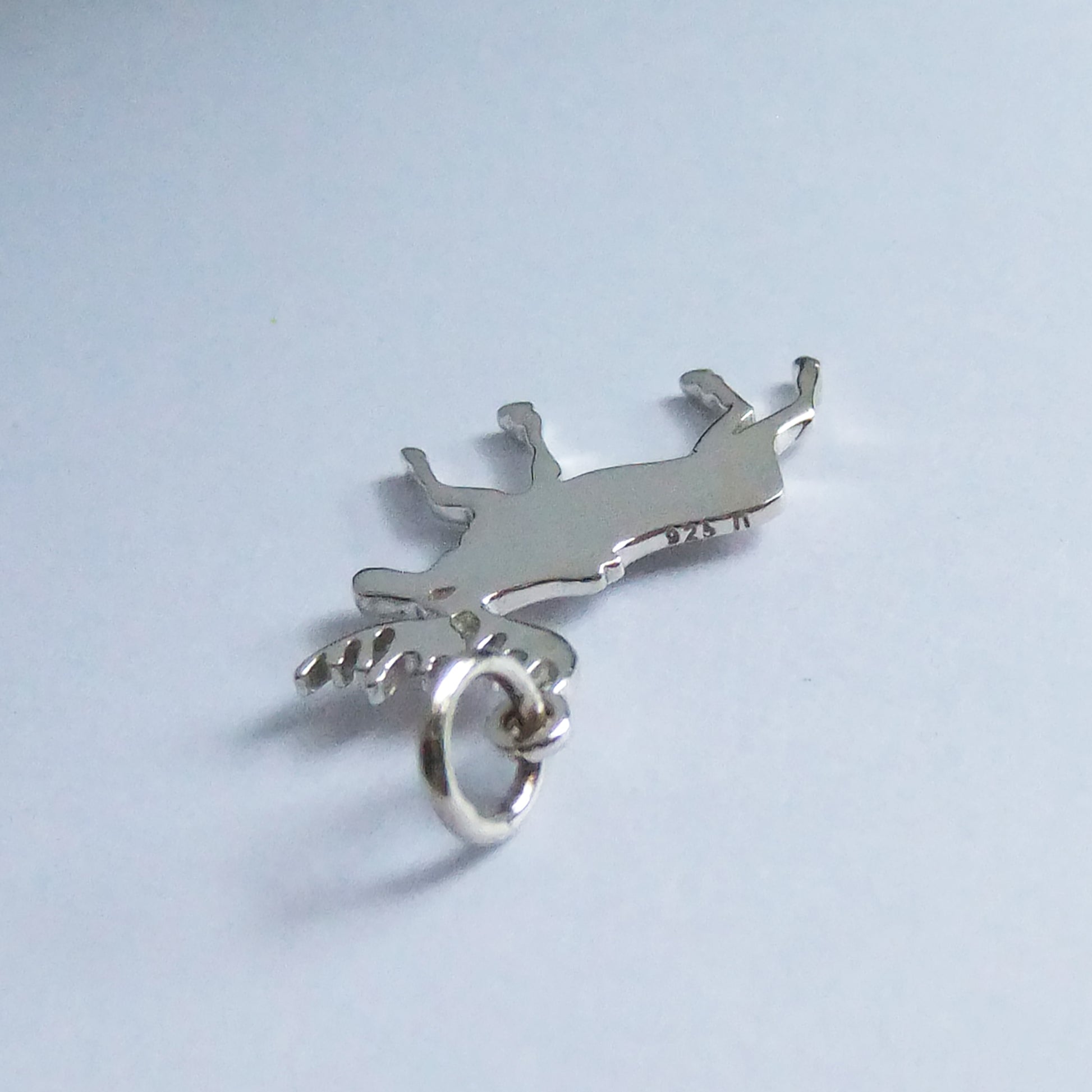 moose silhouette charm