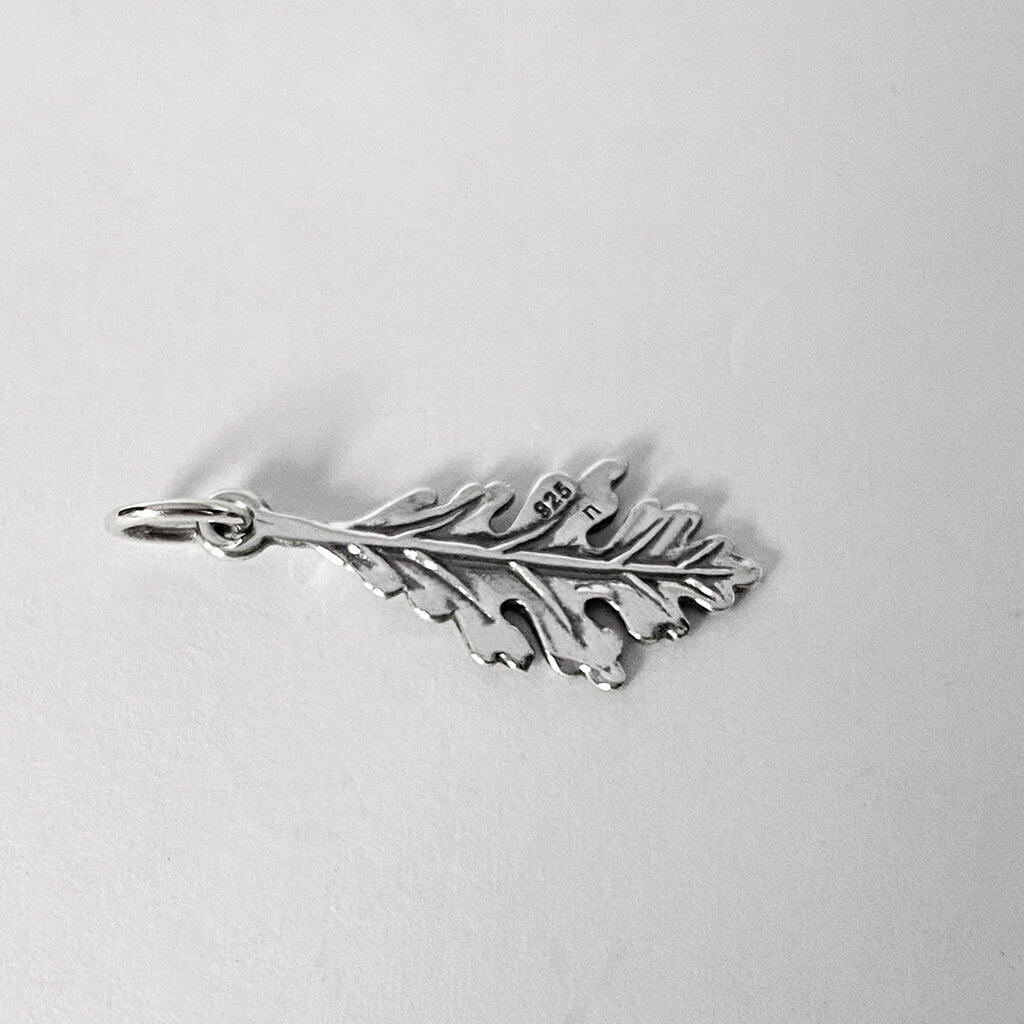 oak leaf charm