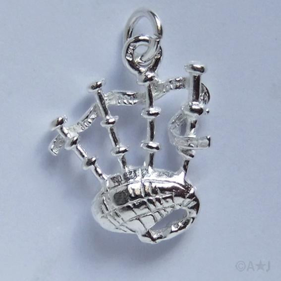 Bagpipes Charm