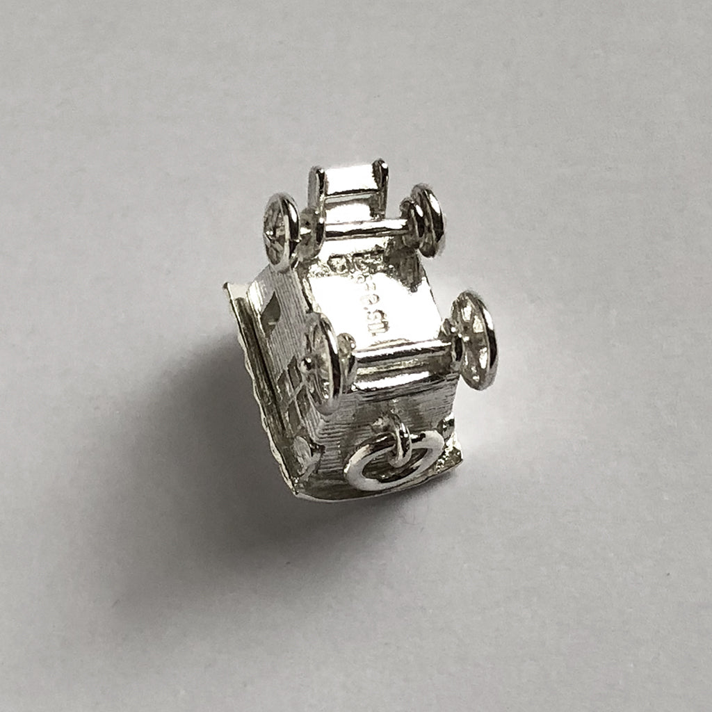 vardo romani wagon charm