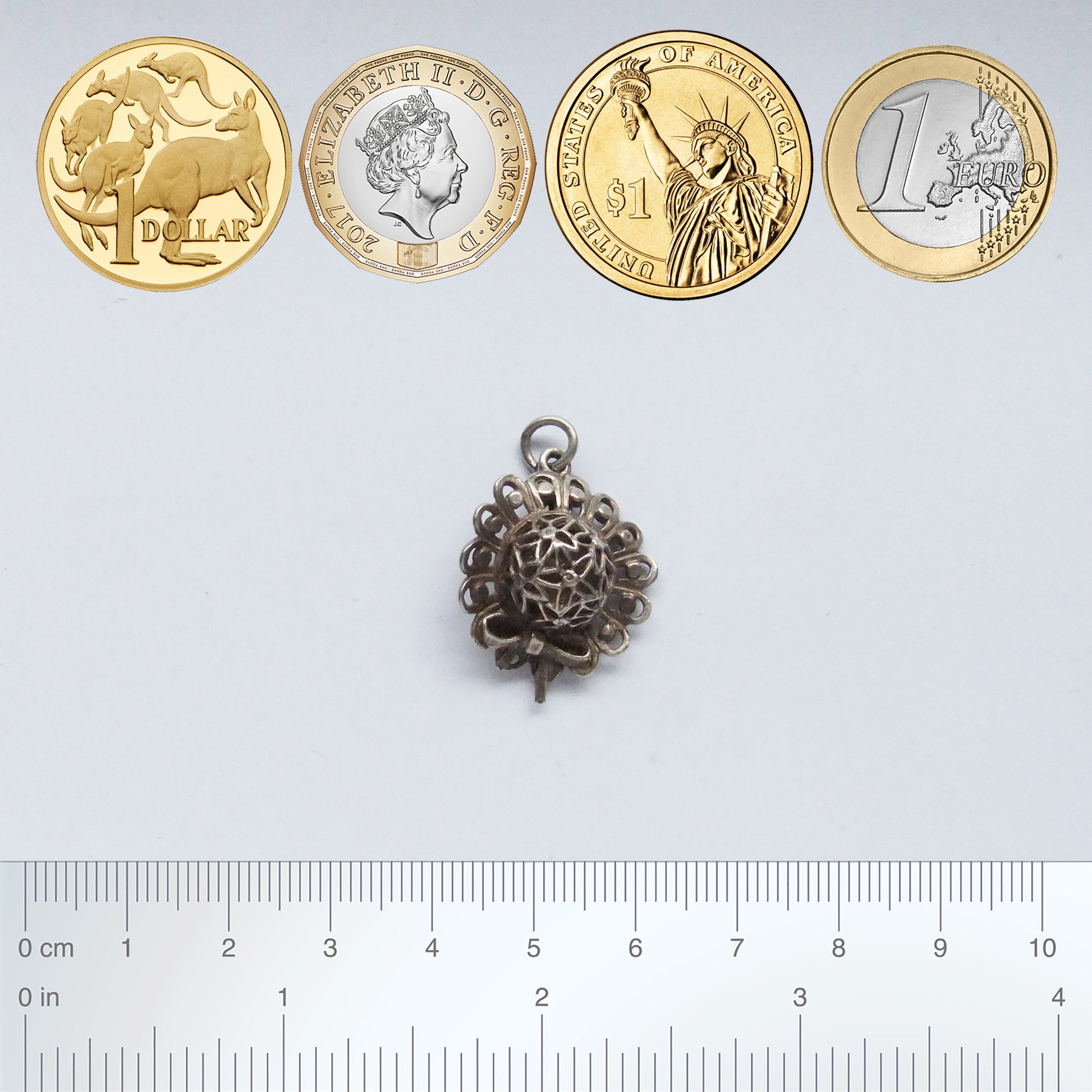 b in your bonnet charm vintage chim