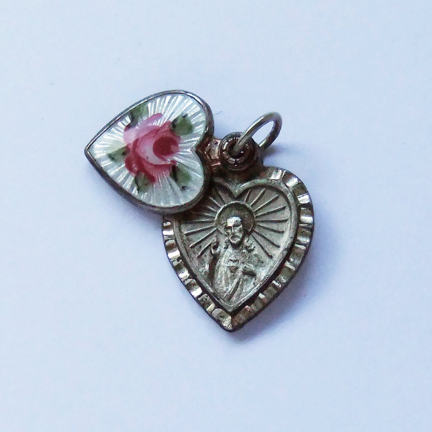 Miraculous guilloche enamel heart charm slider