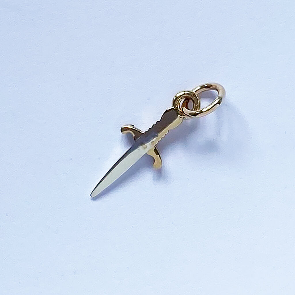 dagger charm