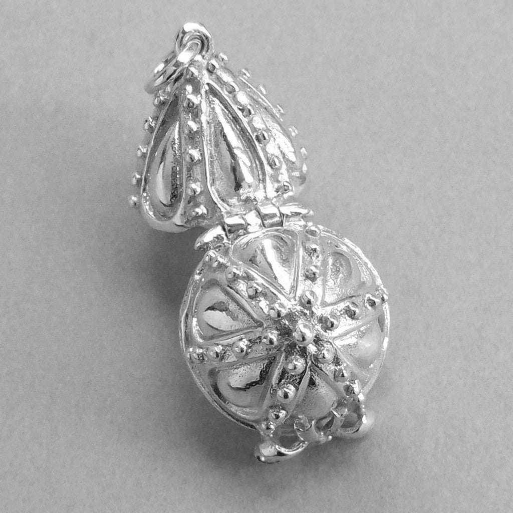 Fancy Beaded Easter Egg Charm Opens