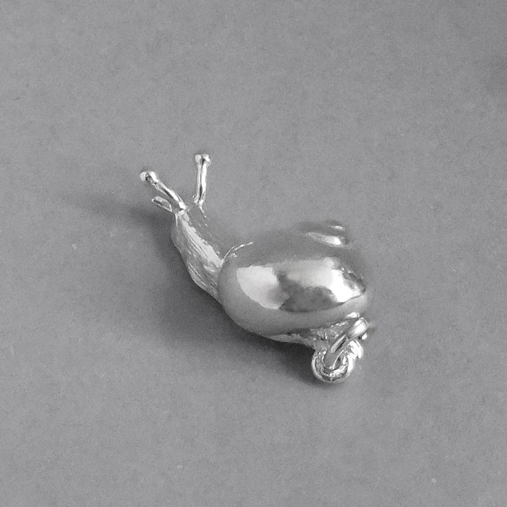 snail pendant in sterling silver