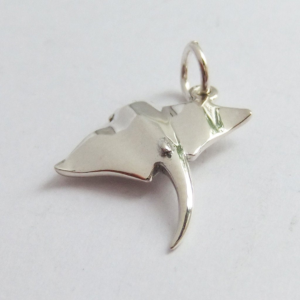 manta ray charm