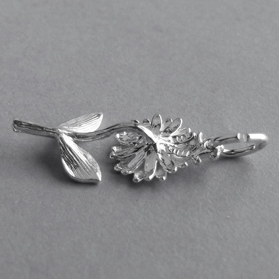 Daisy flower charm sterling silver 925 or gold pendant