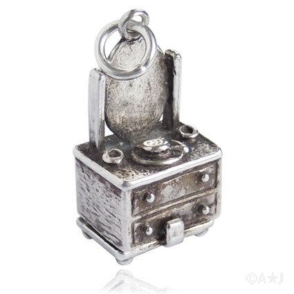 Vintage Nuvo dressing table charm pendant opens to tortoise