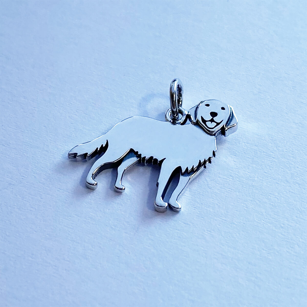 Sterling silver golden retriever dog pendant from Charmarama charms