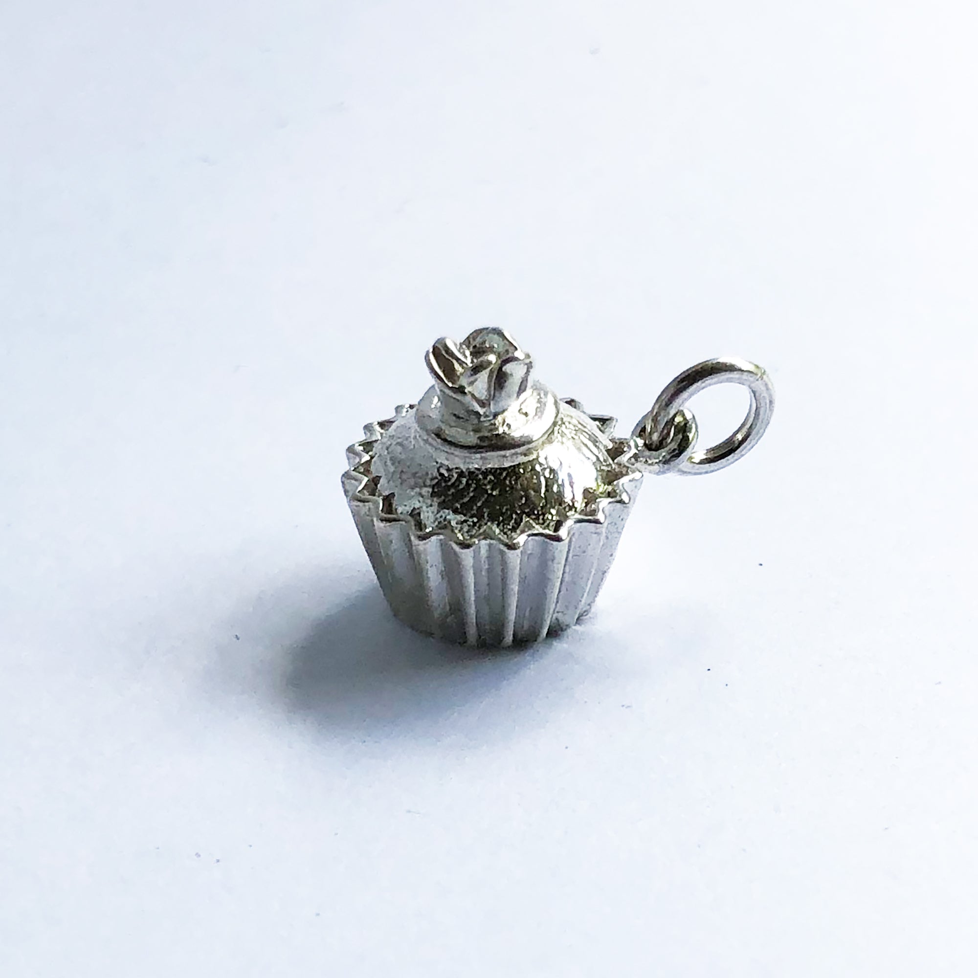 Sterling silver hot sale cupcake charm