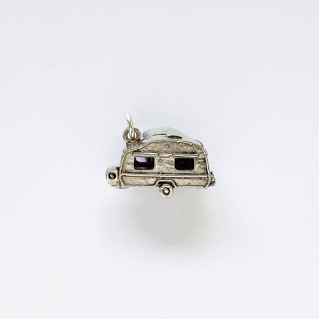 Vintage sterling silver opening trailer charm road trip pendant