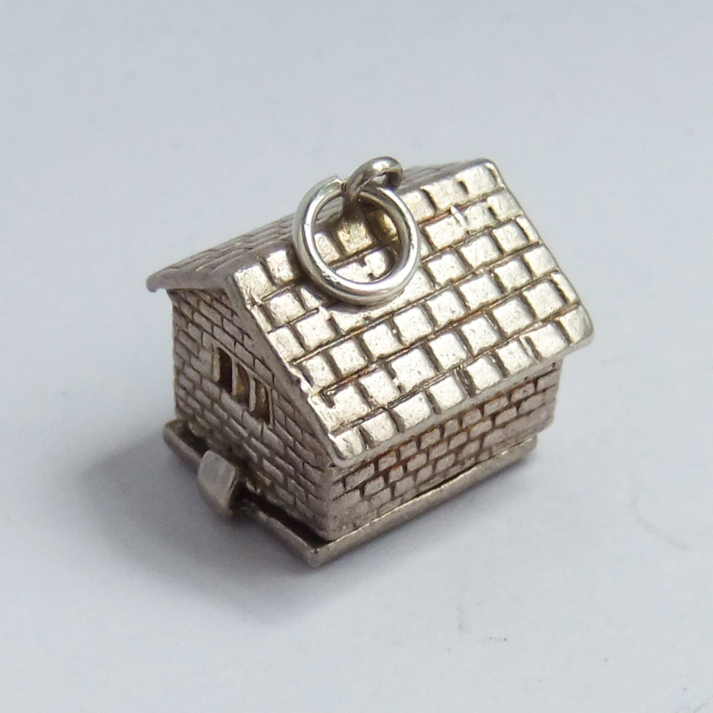 Vintage Nuvo Opening Farm Cow Shed Sterling Silver Charm