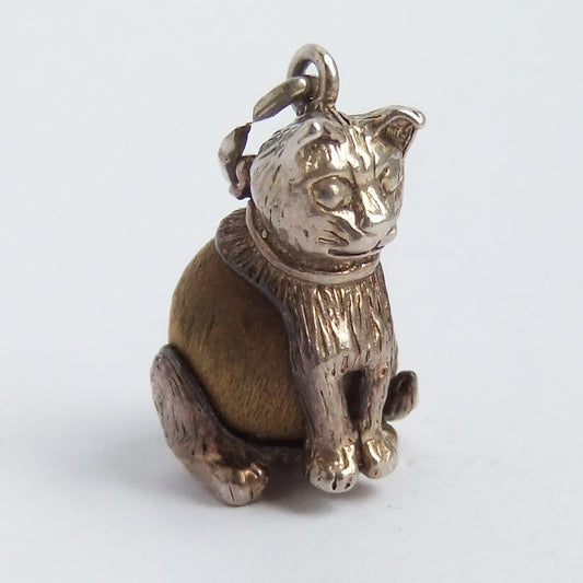 Cat Charms Antique Bronze Plated Charms (32x22mm) G34608