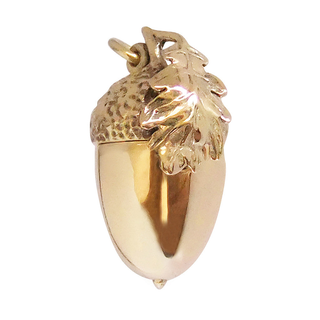 Yellow gold acorn and squirrel pendant